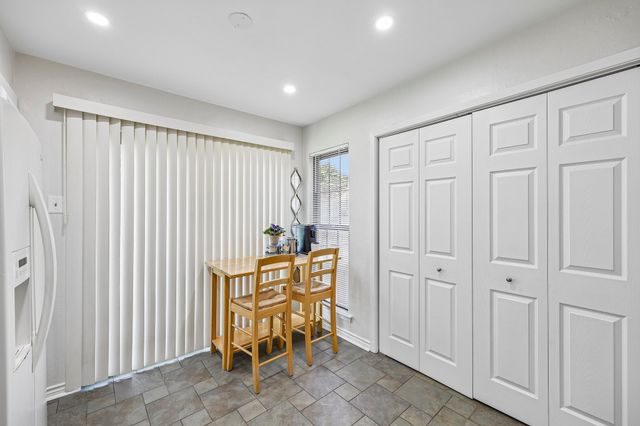 777 Custer Road 9-4, Richardson, TX 75080