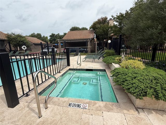 777 Custer Road 9-4, Richardson, TX 75080