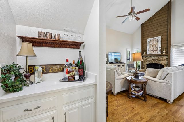 777 Custer Road 9-4, Richardson, TX 75080