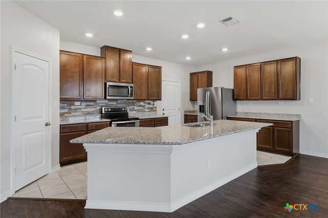 2311 Themis Way, San Antonio, TX 78245