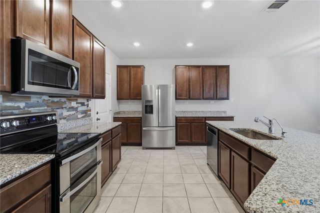 2311 Themis Way, San Antonio, TX 78245