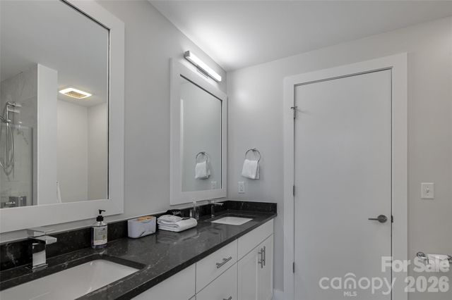 1 Bauhaus Court, Asheville, NC 28801