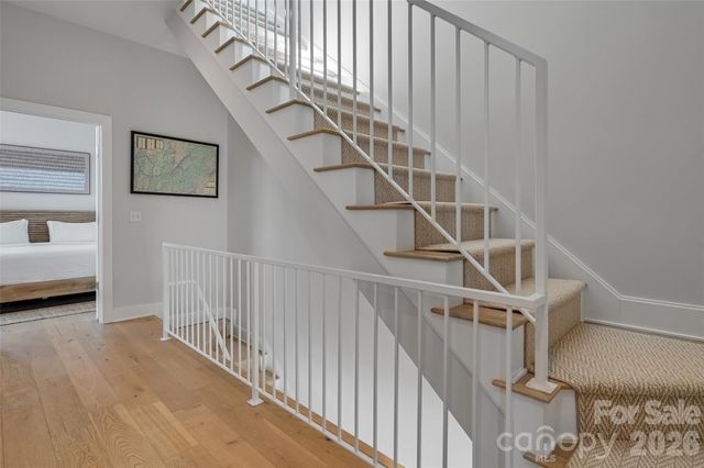 1 Bauhaus Court, Asheville, NC 28801