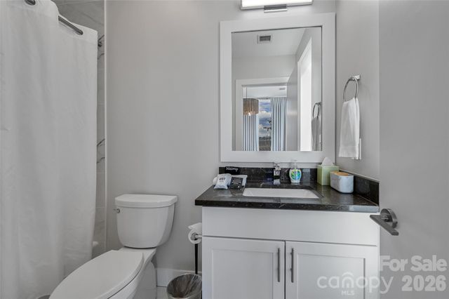 1 Bauhaus Court, Asheville, NC 28801