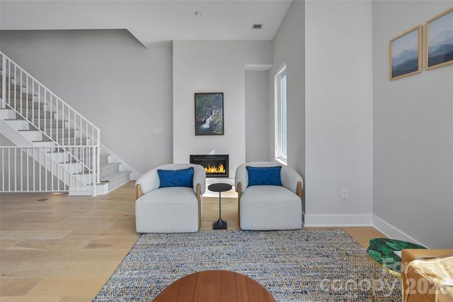 1 Bauhaus Court, Asheville, NC 28801