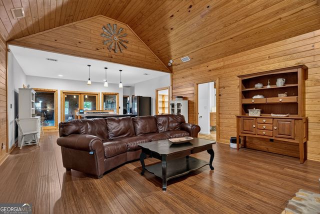 1369 Mobley Bridge Road, Hogansville, GA 30230