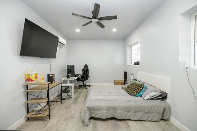 10606 Pioneer Ave, Oakdale, CA 95361