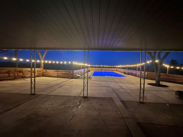 10606 Pioneer Ave, Oakdale, CA 95361