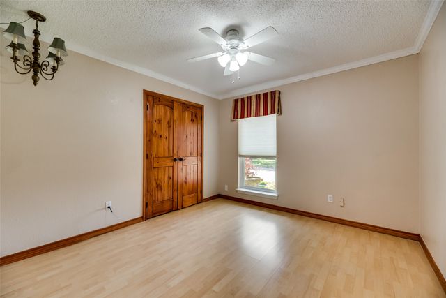 1307 E Branch Hollow Drive, Carrollton, TX 75007