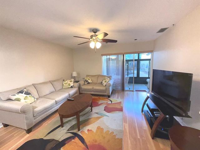 215 VALENCIA BOULEVARD 105, Belleair Bluffs, FL 33770