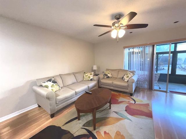 215 VALENCIA BOULEVARD 105, Belleair Bluffs, FL 33770
