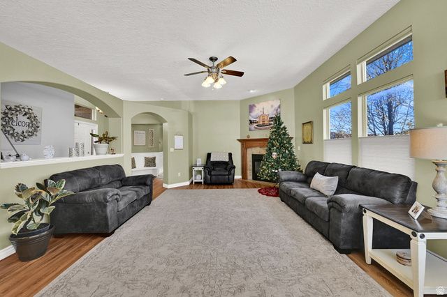 587 N 2625 W, West Point, UT 84015