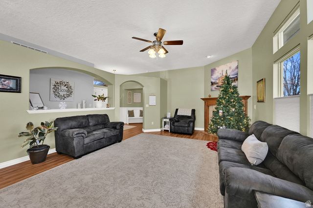 587 N 2625 W, West Point, UT 84015