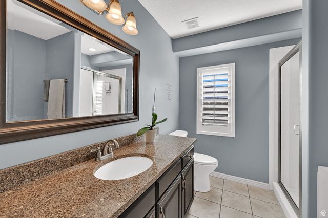 587 N 2625 W, West Point, UT 84015