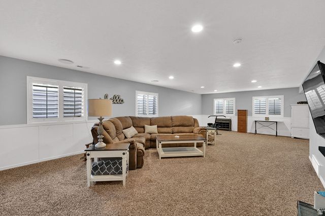 587 N 2625 W, West Point, UT 84015