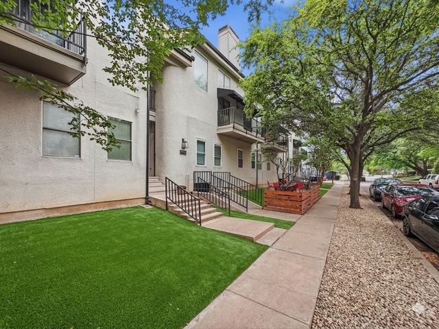 4402 Holland Avenue 202, Dallas, TX 75219