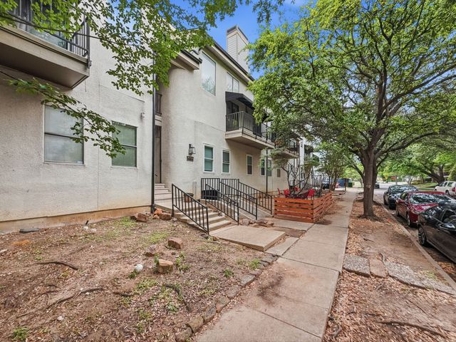 4402 Holland Avenue 202, Dallas, TX 75219