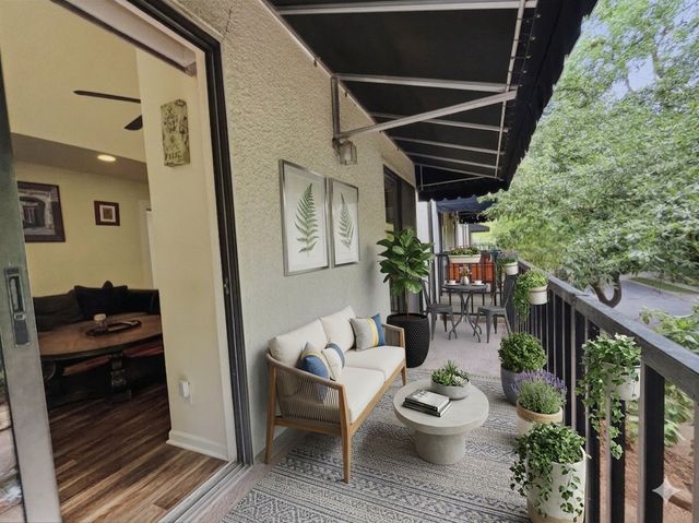 4402 Holland Avenue 202, Dallas, TX 75219