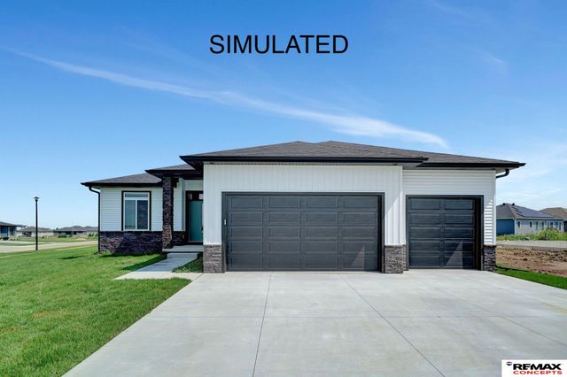 815 Regiment Road, Lincoln, NE 68527