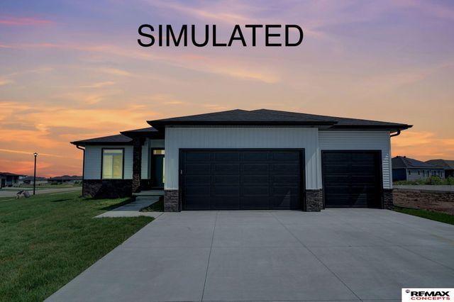 815 Regiment Road, Lincoln, NE 68527