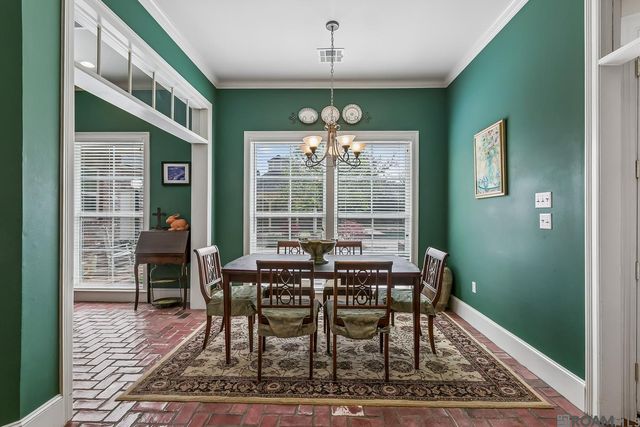 756 Myrtle View Dr, Baton Rouge, LA 70810