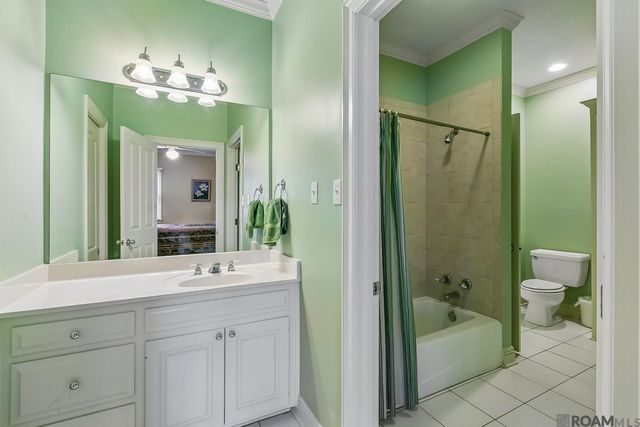 756 Myrtle View Dr, Baton Rouge, LA 70810