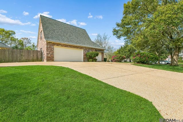 756 Myrtle View Dr, Baton Rouge, LA 70810