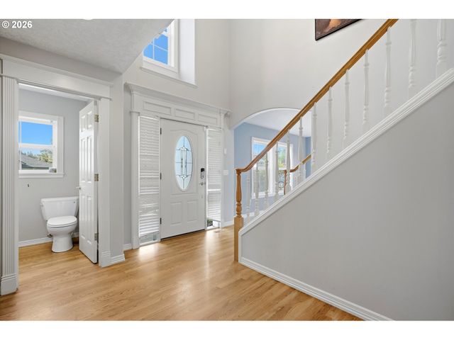 328 Sw 38TH Loop, Gresham, OR 97080