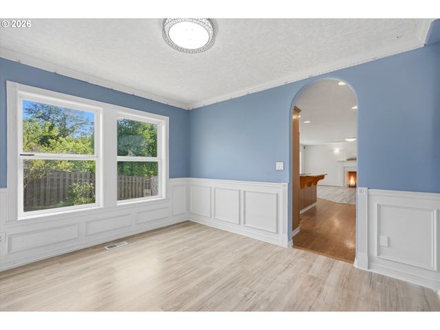 328 Sw 38TH Loop, Gresham, OR 97080