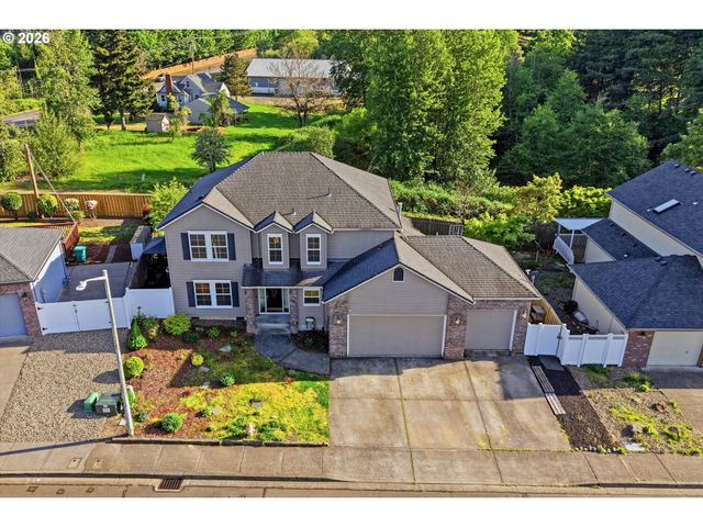 328 Sw 38TH Loop, Gresham, OR 97080