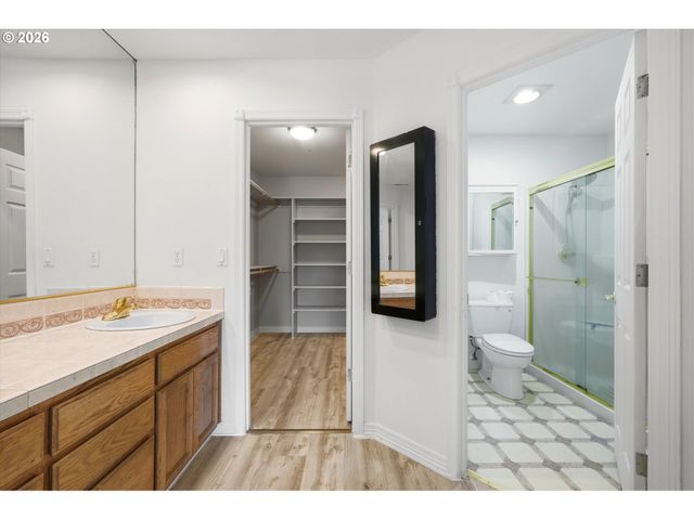 328 Sw 38TH Loop, Gresham, OR 97080