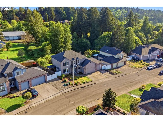 328 Sw 38TH Loop, Gresham, OR 97080