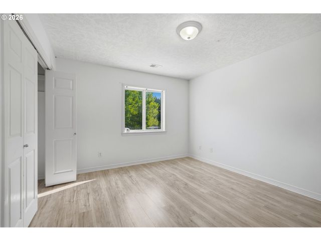 328 Sw 38TH Loop, Gresham, OR 97080