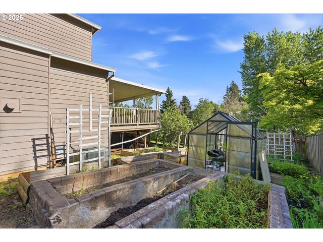 328 Sw 38TH Loop, Gresham, OR 97080