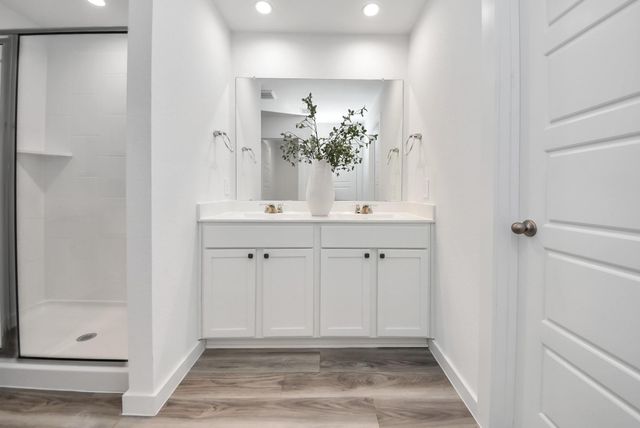 2934 Concord Village Way, Houston, TX 77051