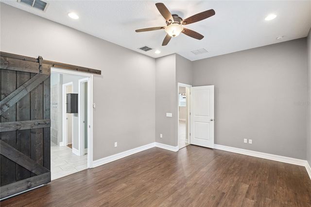 16748 ABBEY HILL COURT, Clermont, FL 34711