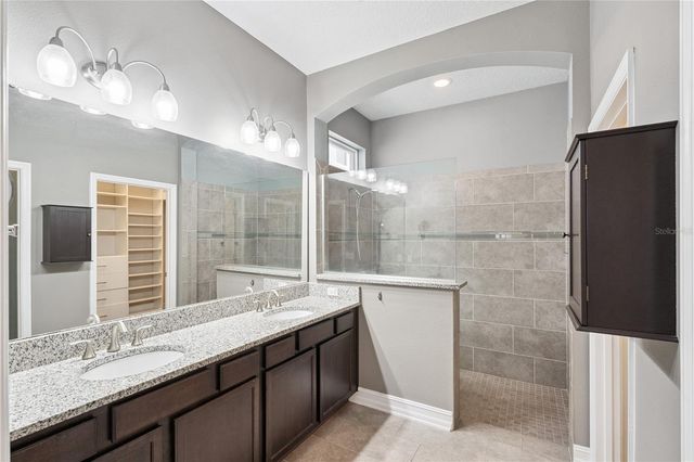 16748 ABBEY HILL COURT, Clermont, FL 34711