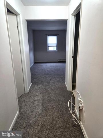 229 W HOLLY AVE, Pitman, NJ 08071