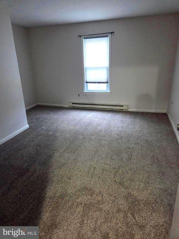 229 W HOLLY AVE, Pitman, NJ 08071
