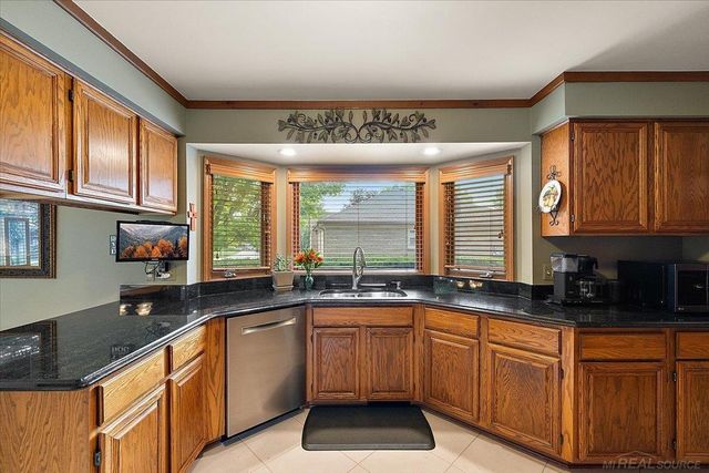 14978 Cadillac Drive, Shelby Twp, MI 48315