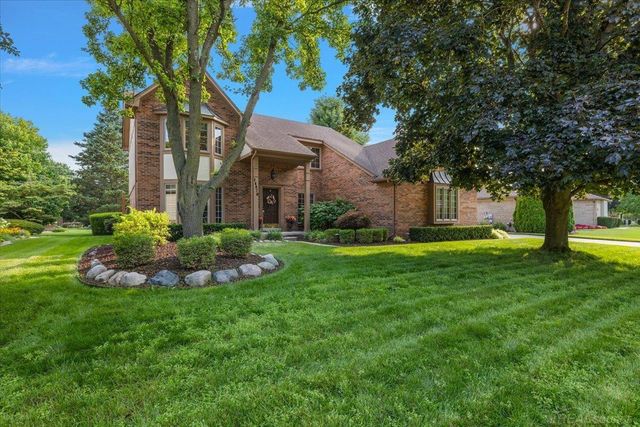 14978 Cadillac Drive, Shelby Twp, MI 48315