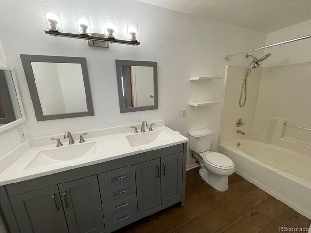 8405 Pebble Creek Way 104, Highlands Ranch, CO 80126