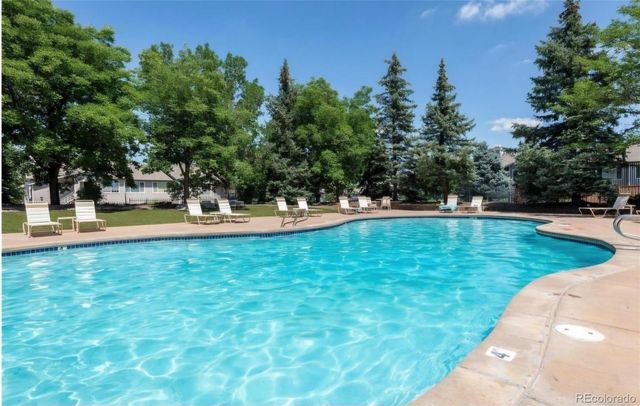 8405 Pebble Creek Way 104, Highlands Ranch, CO 80126