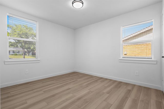 3022 Valwood Parkway, Farmers Branch, TX 75234