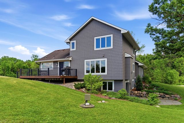 7420 Farmhill Drive, Mound, MN 55364