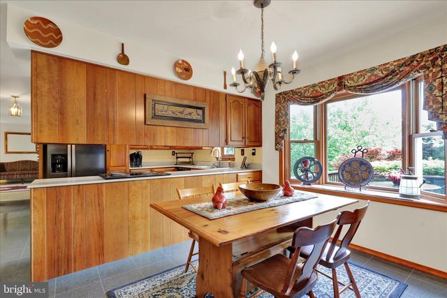 536 GRINGS HILL RD, Reading, PA 19608