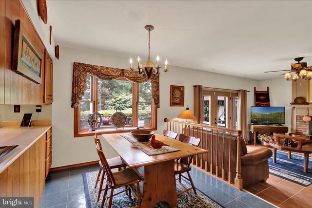 536 GRINGS HILL RD, Reading, PA 19608