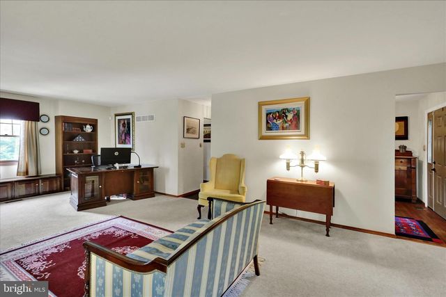 536 GRINGS HILL RD, Reading, PA 19608
