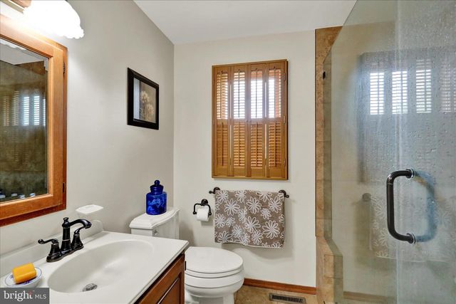 536 GRINGS HILL RD, Reading, PA 19608