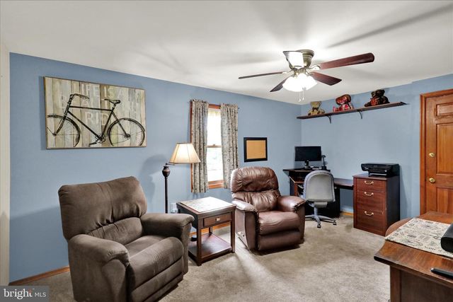 536 GRINGS HILL RD, Reading, PA 19608